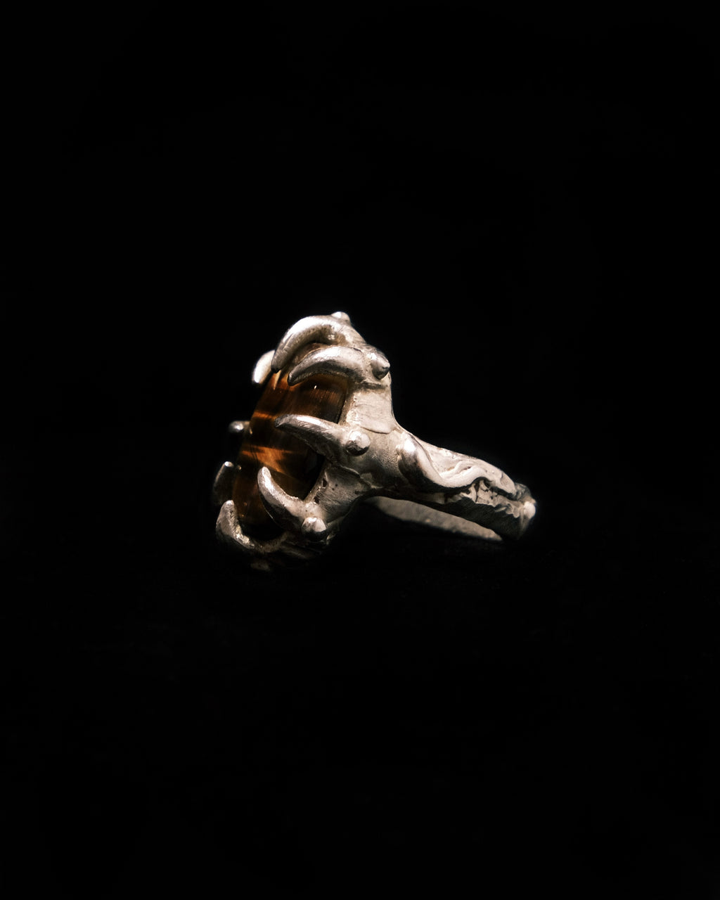 RING WITH TIGER’S EYE