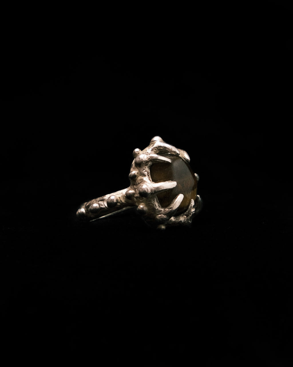 RING WITH TIGER’S EYE 02