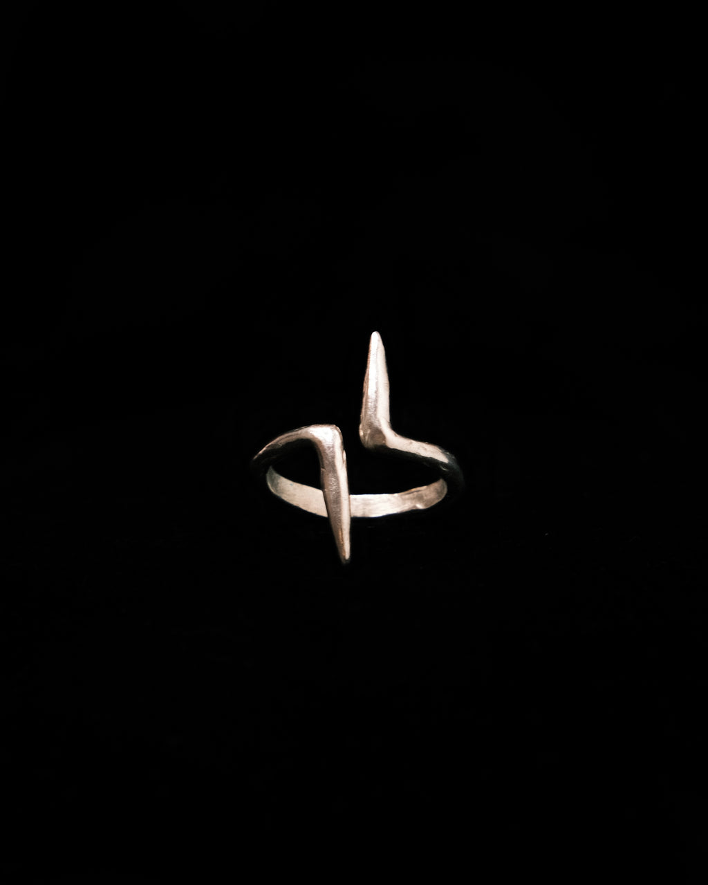SCISSA RING