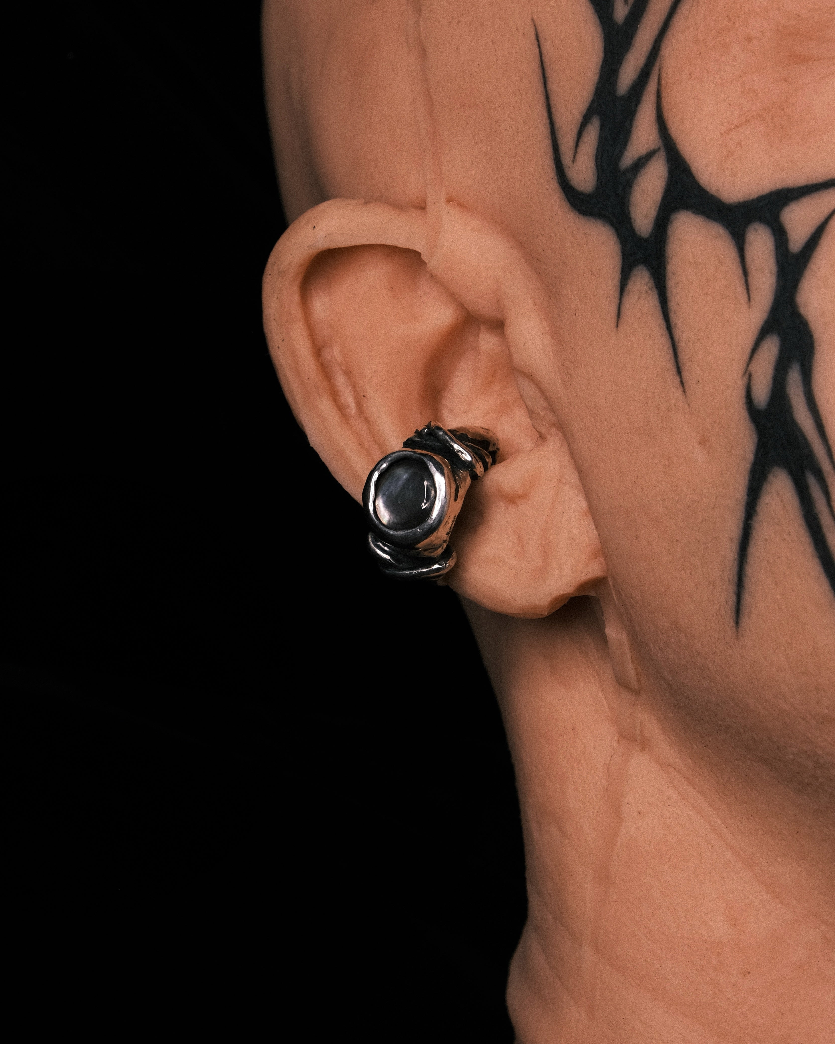 THE NACRE EAR CUFF
